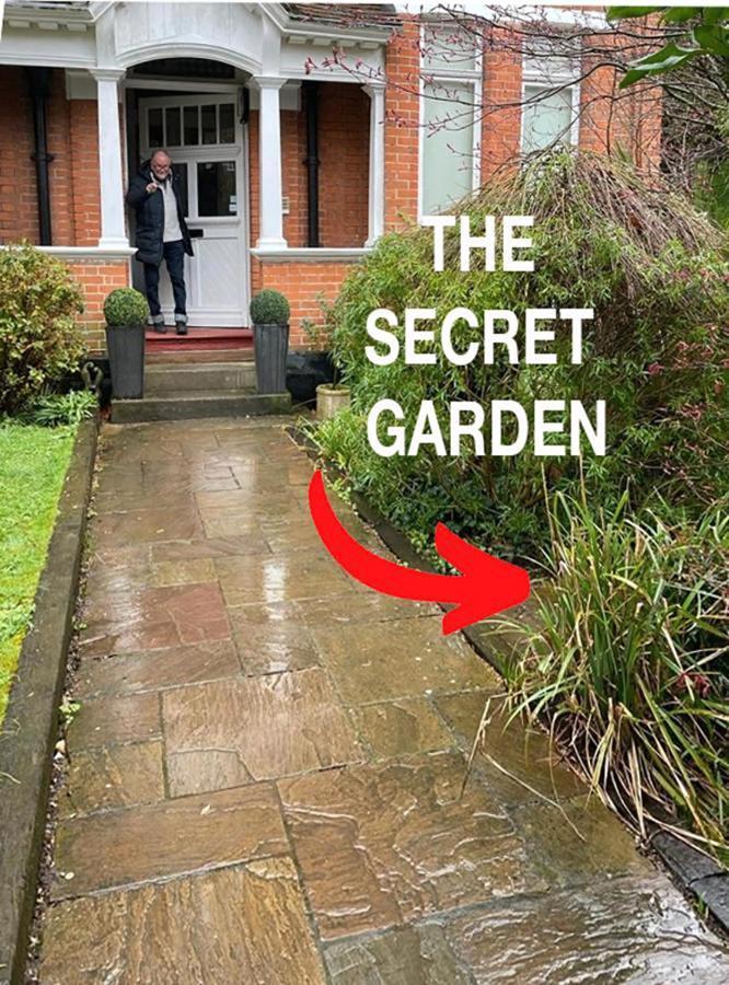 Luxury Large 1 Bed Apartment With Garden In Hampstead Min 3 Nights Londres Exterior foto